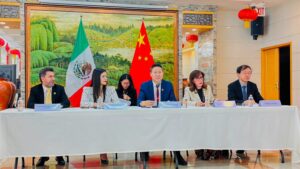 VISITA EMBAJADA 1.2